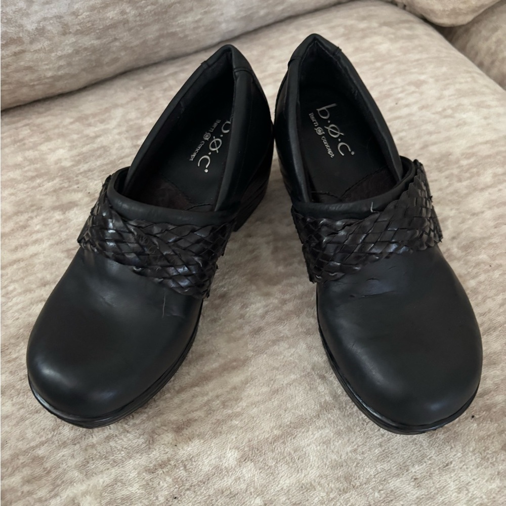 b.o.c. Women's Black Loafers